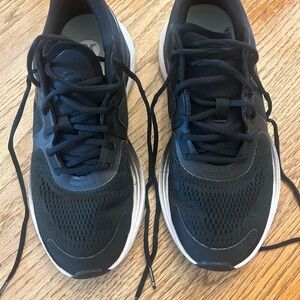 Women’s Lululemon sneakers, size 7.
